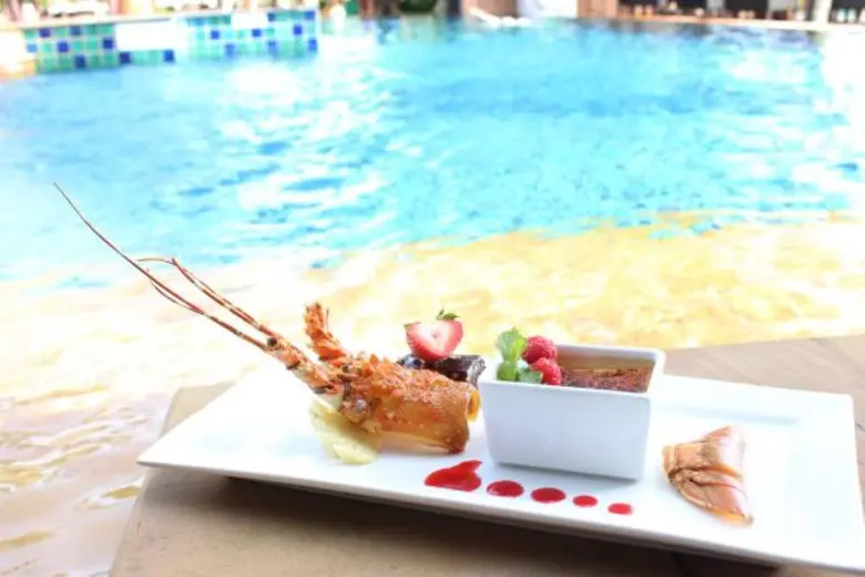 กะตะบีช รีสอร์ท แอนด์ สปา โดย กะตะกรุ๊ป ร...