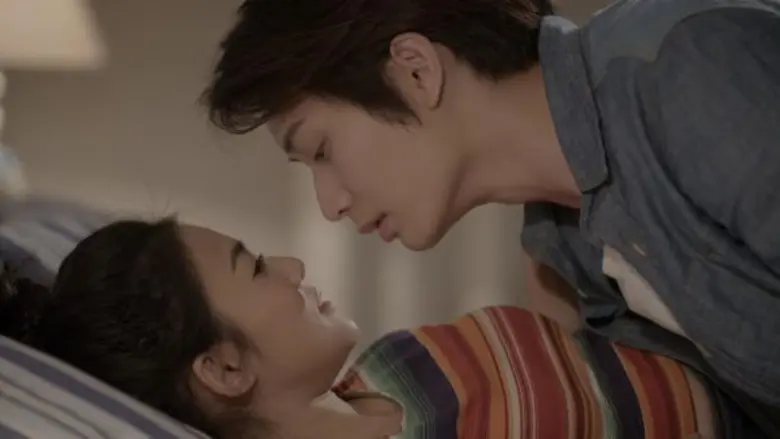 “ไอซ์ซึ” กอดคอ “กิ๊บซี่” พลิกบทรับเล่น คอมเมดี้คู่ครั้งแรก เตรียมรับกระแส “คู่จิ้น” สุดฟินในละคร “ Man in The Rain”