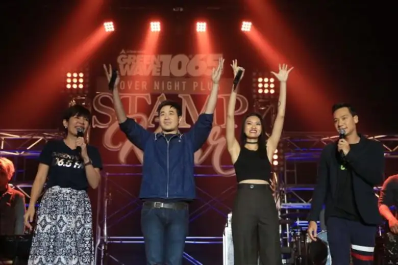 แสตมป์ - KLEAR กอดคอฟีดเจอริ่งสุดมันส์ จัดเต็มสนุก-ซึ้ง คัฟเวอร์เพลงเพราะให้หายคิดถึง