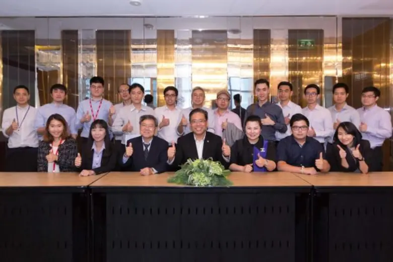 นายสมพล ธนาดำรงศักดิ์ กรรมการผู้จัดการ บม...