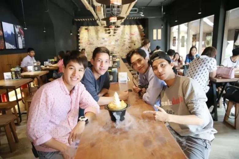 ทีวีไกด์: รายการ “โตแล้ว” เช็คอินร้านดัง กินขนมหวานเจ้าอร่อย กับ แก๊ง "โตแล้ว" ณ เมืองเชียงใหม่