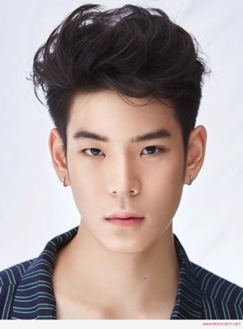 เจเจ กฤษณภูมิ พิบูลสงคราม หนุ่มหน้าตี๋สุด...