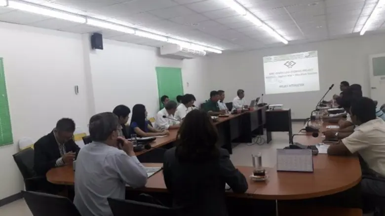 โครงการรถไฟฟ้าสายสีเขียว ช่วงหมอชิต-สะพานใหม่-คูคต ให้การต้อนรับนักศึกษาชาวบังคลาเทศ จากมหาวิทยาลัยศรีปทุม รับฟังบรรยายสรุปเกี่ยวกับการก่อสร้างโครงการฯ