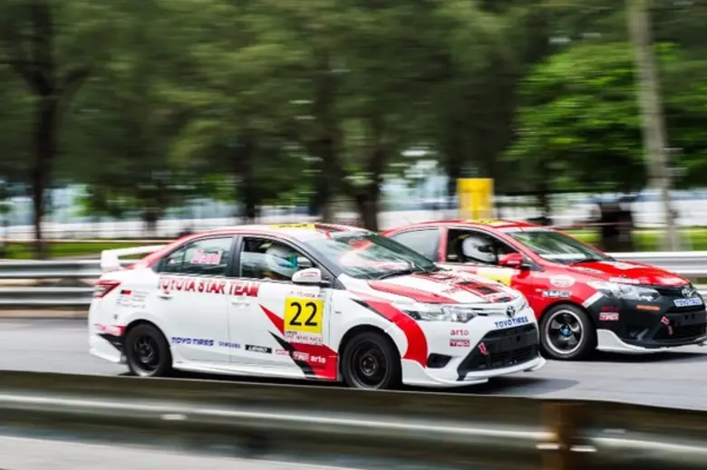 โตโยต้า มอเตอร์สปอร์ต 2016 สนามที่ 2 จัดเต็มความบันเทิง เร้าใจไปกับการแข่งขัน ให้ชาวโคราชได้กระทบไหล่พรีเซนเตอร์คนล่าสุด “เวียร์ ศุกลวัฒน์”