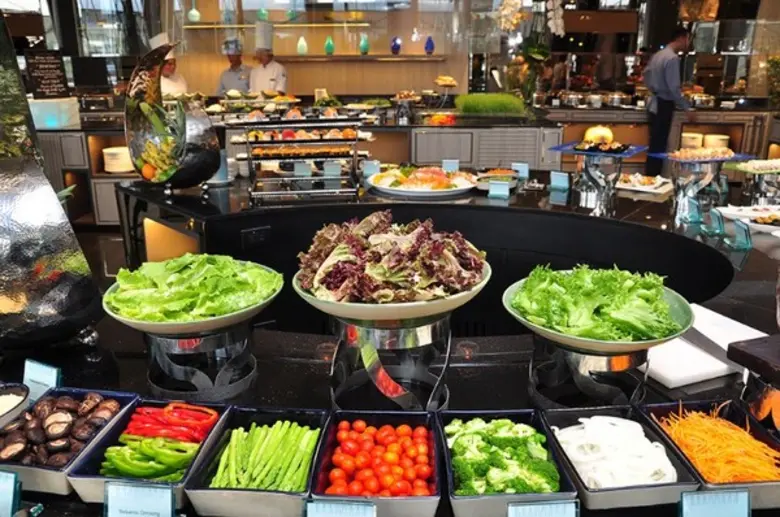 โปรโมชั่นสุดพิเศษบุฟเฟ่ต์มื้อกลางวัน มา 4 จ่าย 3 ฉลองวันแม่ 12 สิงหา 2559 ณ โรงแรมชาเทรียม ริเวอร์ไซด์ กรุงเทพฯ