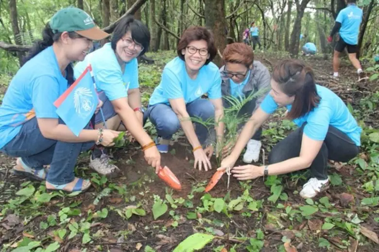 องค์การสวนพฤกษศาสตร์ จัดกิจกรรม "ปั่นปลูกปรง ถวายองค์ราชินี 84 พรรษา"