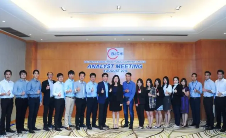 คุณจันทร์จิรา สมัครไทย ผู้ช่วยกรรมการผู้จ...