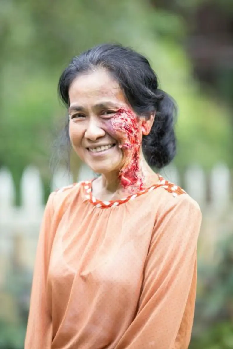 พ่อรอง อินบทน้ำตาไหลไม่หยุด แม่สีดามาเต็มแต่งเอฟเฟ็คศพทั้งตัวใน “หลอนเดอะซีรี่ส์ ตอนรักไม่มีวันตาย”