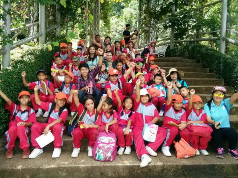 วันที่ 9 สิงหาคม 2559 คณะครูและนักเรียนโร...