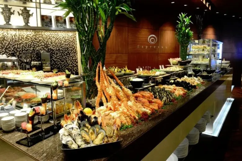 มอบช่วงเวลาที่ดีที่สุดและความทรงจำแสนพิเศษแด่คุณแม่ทุกท่าน ณ โรงแรมอินเตอร์คอนติเนนตัล กรุงเทพฯ