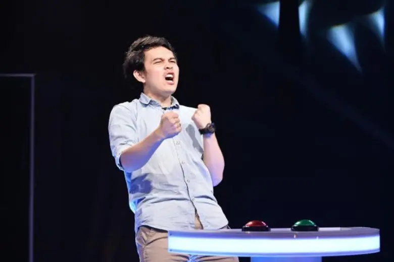 ทีวีไกด์: รายการ “The Line เกมซ่า...ท้าเรียงแถว” เศรษฐีคนที่สอง เกิดแล้ว!!! คว้าเงินร่วมสองแสน เพื่อแม่!!!