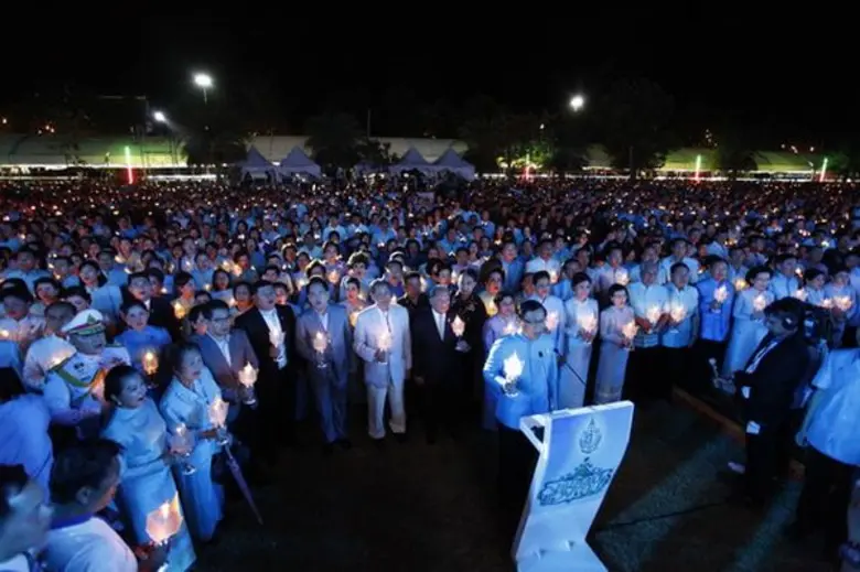 ศูนย์ศิลปาชีพบางไทรฯ จัดกิจกรรม “งานศิลป์ของแม่” เฉลิมพระเกียรติ 84 พรรษา มหาราชินี แสดงพลุกลางแม่น้ำยิ่งใหญ่ 8,499 นัด