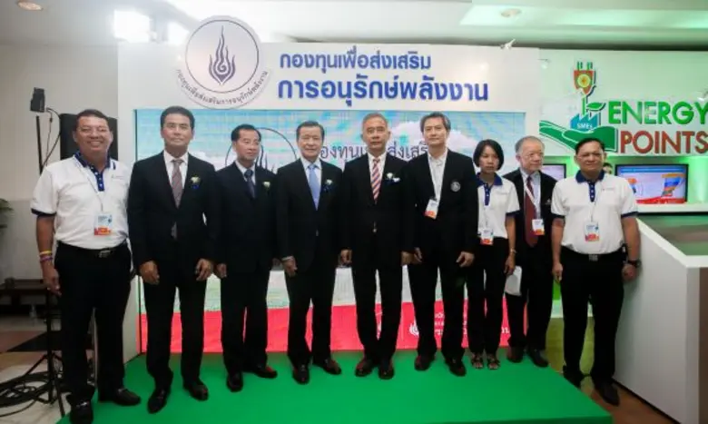 คุณสุวัจน์ ลิปตพัลลภ ประธานเปิดงานมหกรรมก...