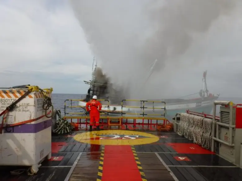 ปตท.สผ.เยี่ยมลูกเรือประมงจากเหตุเรือไฟไหม้