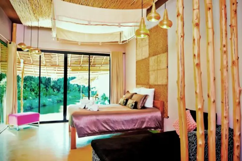 สิงหาพาแม่พักผ่อนใกล้ธรรมชาติที่อสิตา อีโค รีสอร์ท