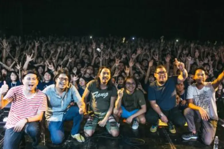 ออกสตาร์ท “สนามหลวงมิวสิกเพลย์ไทม์แคมปัส” ครั้งแรก โดดมันส์กันทั้งฮอลล์ ที่สถาบันเทคโนโลยีพระจอมเกล้าเจ้าคุณทหารลาดกระบัง