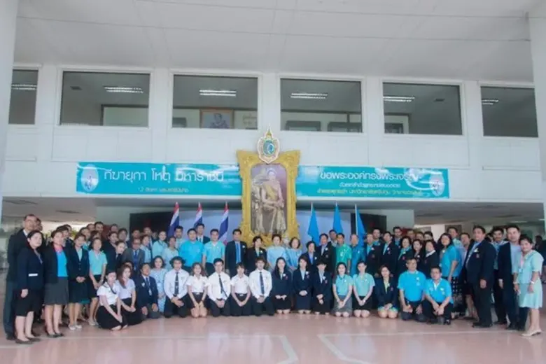 มหาวิทยาลัยศรีปทุม วิทยาเขตชลบุรี จัดพิธี...