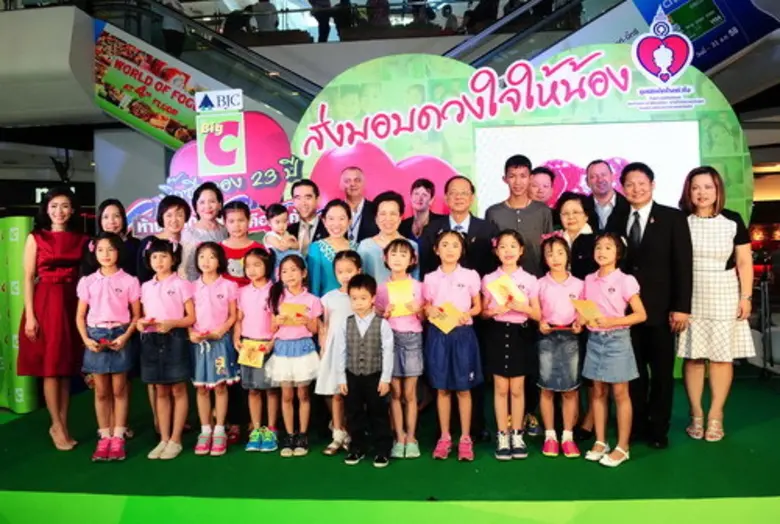 คุณหญิงวรรณา สิริวัฒนภักดี รองประธานกรรมก...