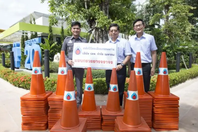 นายเทวินทร์ วงศ์วานิช ประธานเจ้าหน้าที่บร...