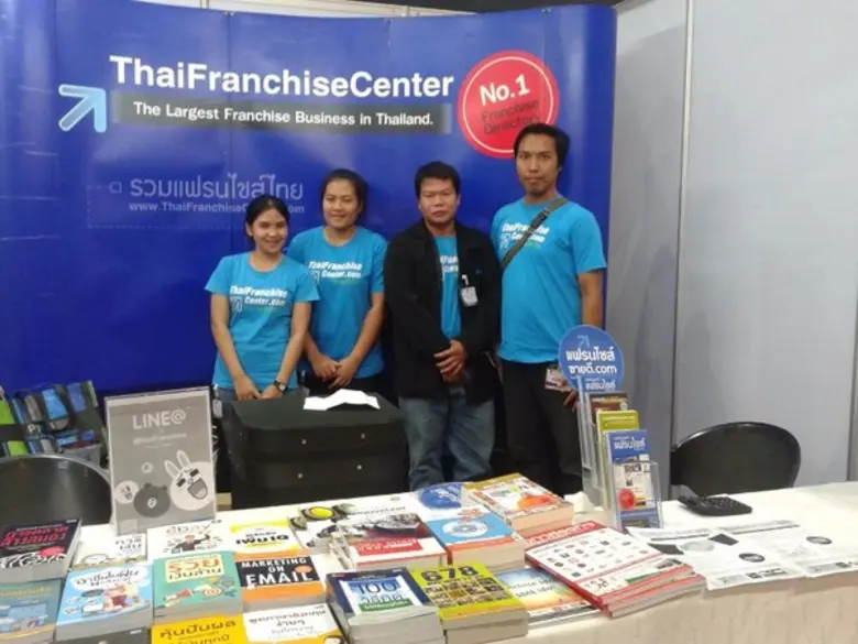 “ผอ.พูนพงษ์” กรมพัฒนาธุรกิจการค้า เยี่ยมชมบูธ ThaiFranchiseCenter.com ในงาน TFBO 2016