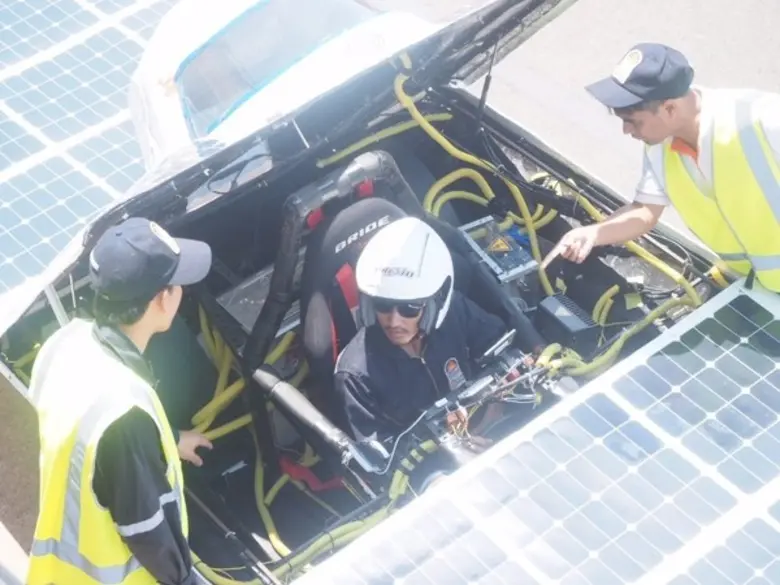 “STC-1 STORY ถ้าไม่กล้าทำในสิ่งที่ท้าทาย เราก็ไม่ใช่มืออาชีพ” อวดฝีมือเด็กไทยสร้างรถพลังงานแสงอาทิตย์แข่งในเวทีโลก