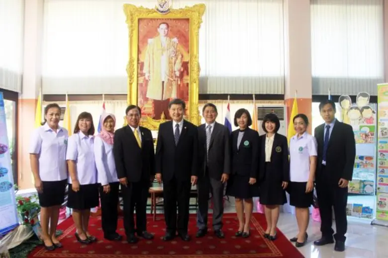 ศ.คลินิก เกียรติคุณ นพ.ปิยะสกล สกลสัตยาทร...