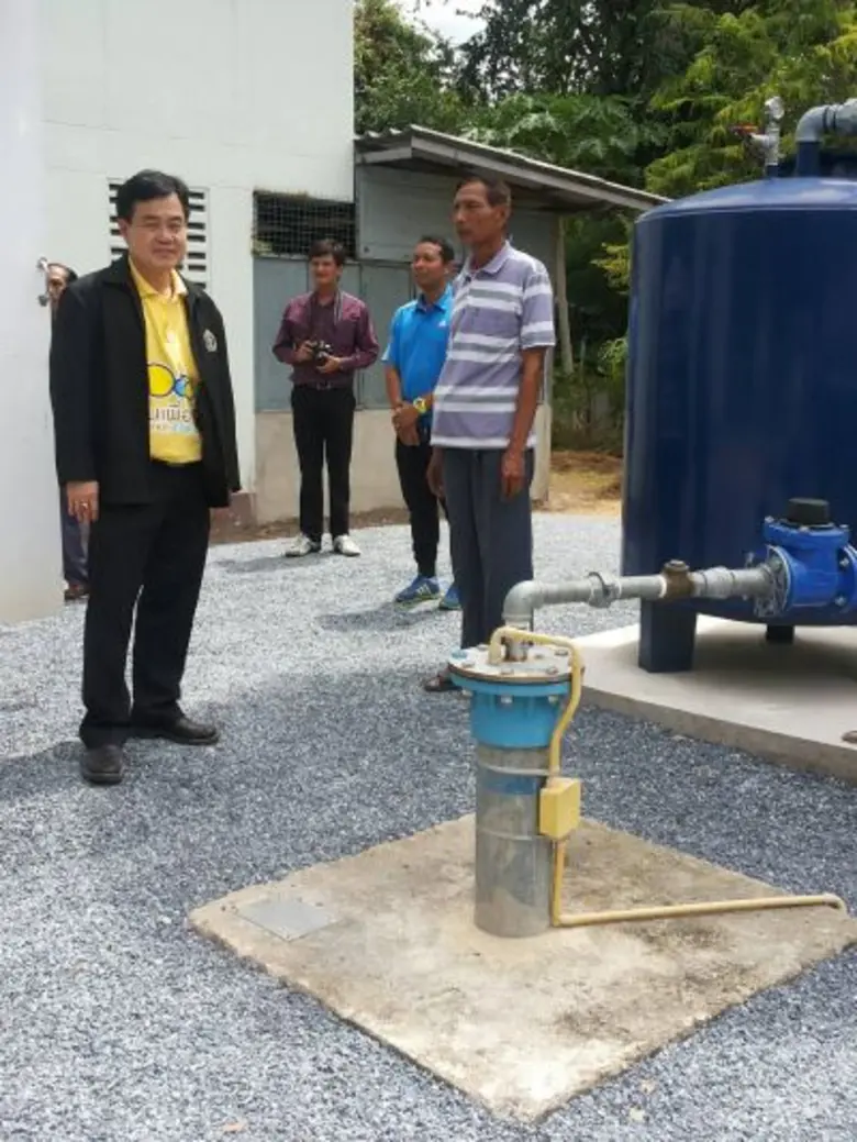 นายสุวัฒน์  เปี่ยมปัจจัย รองอธิบดีกรมทรัพยากรน้ำบาดาล ตรวจติดตามผลสัมฤทธิ์โครงการต่าง ๆ ของกรมทรัพยากรน้ำบาดาล ณ ตำบลหนองฝ้าย อำเภอเลาขวัญ จังหวัดกาญจนบุรี