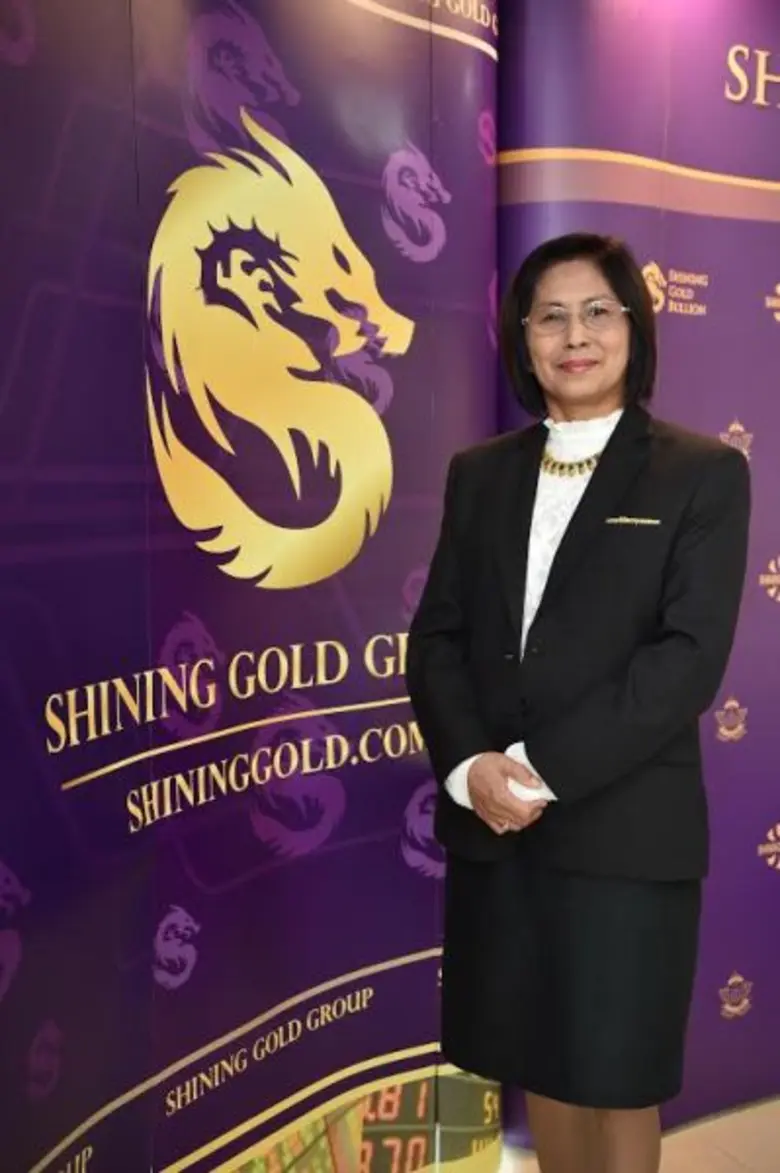 ชายน์นิ่ง โกลด์ ผลึกกำลัง กาญจนาภิเษกวิทยาลัย ช่างทองหลวง ร่วมสร้างอาชีพช่างทองหลวงเทียบระดับสากล