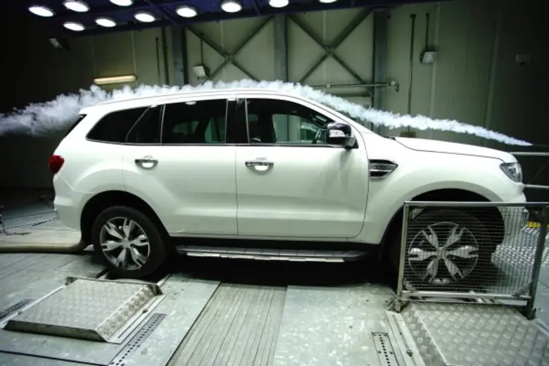 คุณอาจคิดไม่ถึงเครื่องบินกระดาษนั้นมีหลาย...