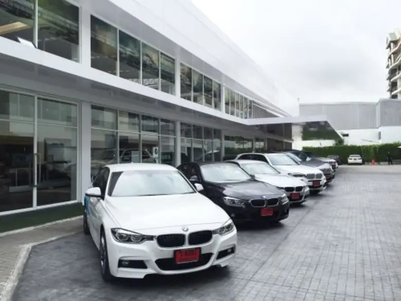 เพอร์ฟอร์แมนซ์ มอเตอร์ส จัดกิจกรรมสุดเอ็กซ์คลูซีฟ  PERFORMANCE MOTORS  STUDIO X EXECUTIVE CARS DAY.