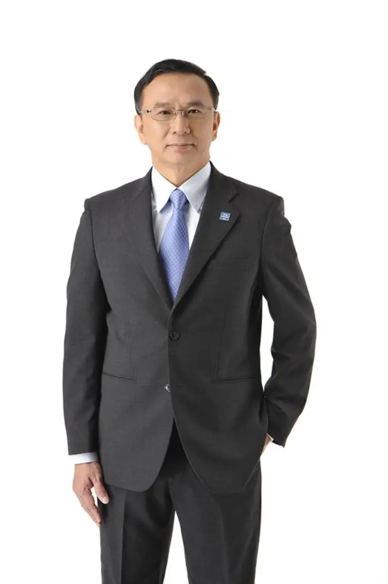 นายสวัสดิ์ นฤวรวงศ์ รองกรรมการผู้จัดการให...