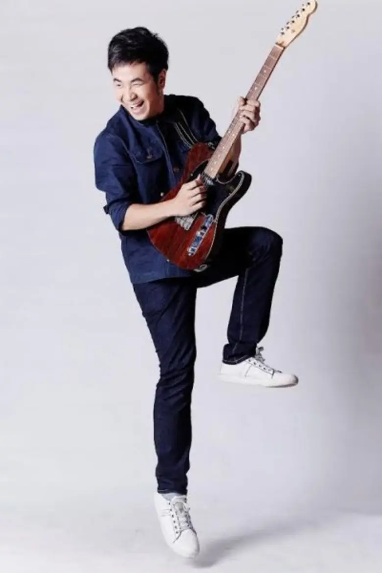 หนุ่มอารมณ์ดี “ แสตมป์-อภิวัชร์ ” งัดทีเด็ด เตรียมโชว์ ใน COOLfahrenheit Music Alive Stamp18+ #โตแล้วร้องเพลงอะไรก็ได้