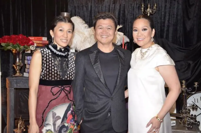 ขึ้นชื่อ "ไฮโซปาร์ตี้" ทั้งที ไม่มีธรรมดา...