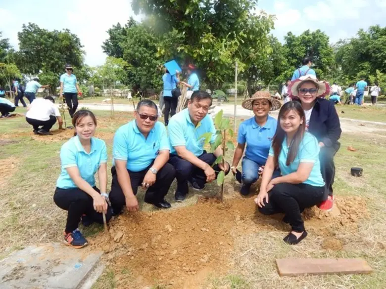 พลโท ดร.วีระ วงศ์สรรค์ ประธานกรรมการ นำคณ...