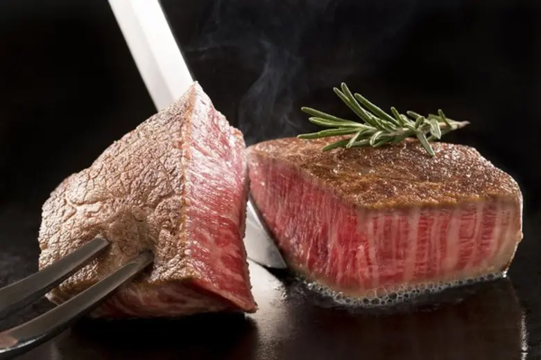 ห้องอาหารเบนิฮานา สเต็กเฮ้าส์สไตล์ญี่ปุ่น...