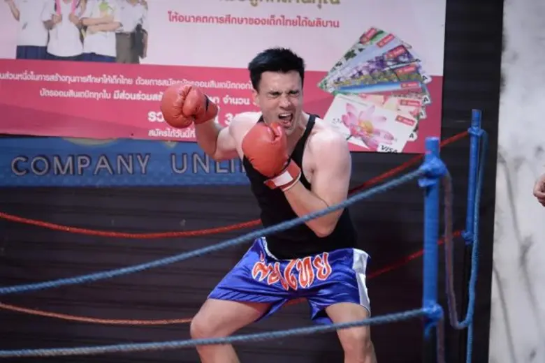 ทีวีไกด์: รายการ “บริษัท ฮาไม่จำกัด” “ตั๊ก บริบูรณ์” ปีนเกลียว!!! วัดเชิงมวย “สมจิตร จงจอหอ” ใน บริษัท ฮาไม่จำกัด