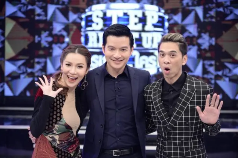ทีวีไกด์: รายการ “STEP RIGHT UP ใครเก่ง...ใครได้” “เอ-วราวุธ” ย้ายวันใหม่ อัดเต็มความสนุก!!! ใน “STEP RIGHT UP ใครเก่ง...ใครได้”