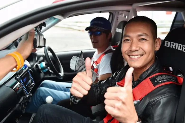 “โตโยต้า มอเตอร์สปอร์ต” ระเบิดความสนุกโดนใจชาวโคราช ได้กระทบไหล่ พระเอกมาดเข้ม “เวียร์-ศุกลวัฒน์”