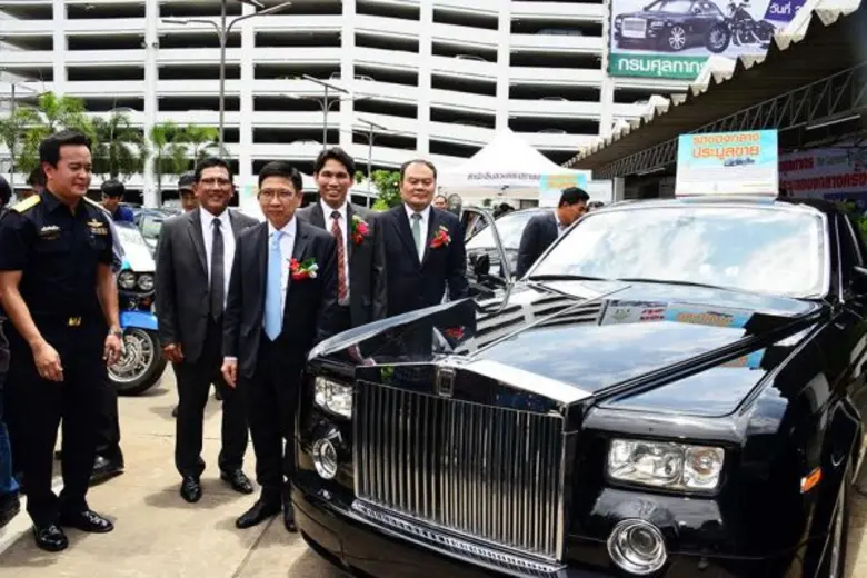 กรมศุลกากรจัดประมูลรถยนต์และรถจักรยานยนต์ของกลางกว่า 300 คัน คาดนำรายได้เข้ารัฐมูลค่ากว่า 500 ล้านบาท