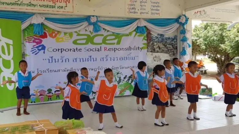 เอเซอร์ อาสา ปันรัก สร้างฝัน สร้างรอยยิ้มให้น้องๆ นักเรียน