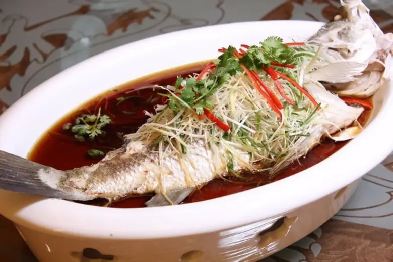 โรงแรมเดอะ แกรนด์ โฟร์วิงส์ คอนเวนชั่น กร...