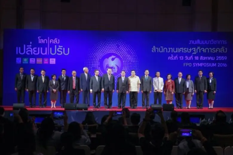 นายวิสุทธิ์ ศรีสุพรรณ รัฐมนตรีช่วยว่าการก...