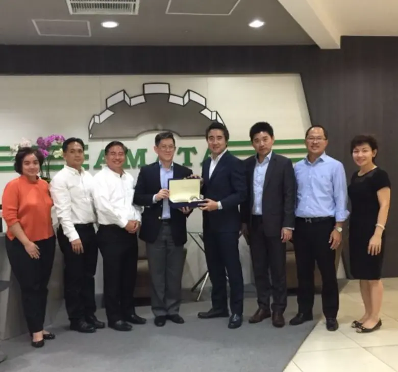 นายนรเชษฐ์ แสงรุจิ ประธานชมรมที่ปรึกษาทาง...