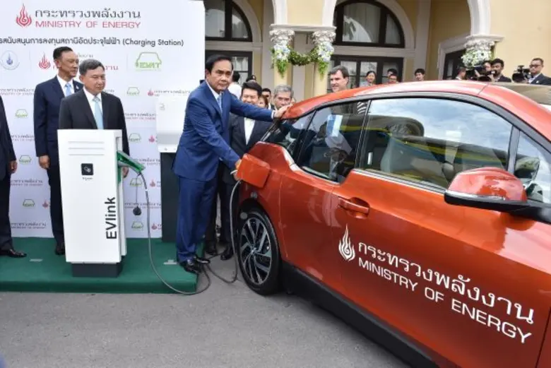 กระทรวงพลังงาน เดินหน้าส่งเสริมการใช้ยานยนต์ไฟฟ้า