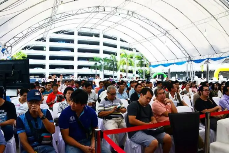 กรมศุลกากรจัดประมูลรถยนต์และรถจักรยานยนต์ของกลาง