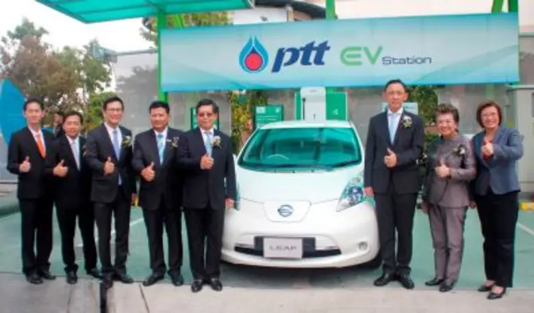 นางเพียงใจ แก้วสุวรรณ รองกรรมการผู้จัดการใหญ่ สายงา...