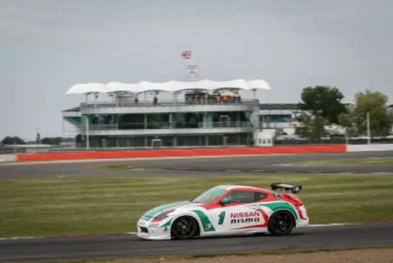 นิสสัน จีที อะคาเดมี ไทยแลนด์ ซีซัน 3 รอบชิงชนะเลิศยิ่งใหญ่และเร้าใจ กับบททดสอบสุดเข้มข้น คัด 6 คนไทยสู่อังกฤษ พิชิตฝันเป็นนักแข่งระดับโลก