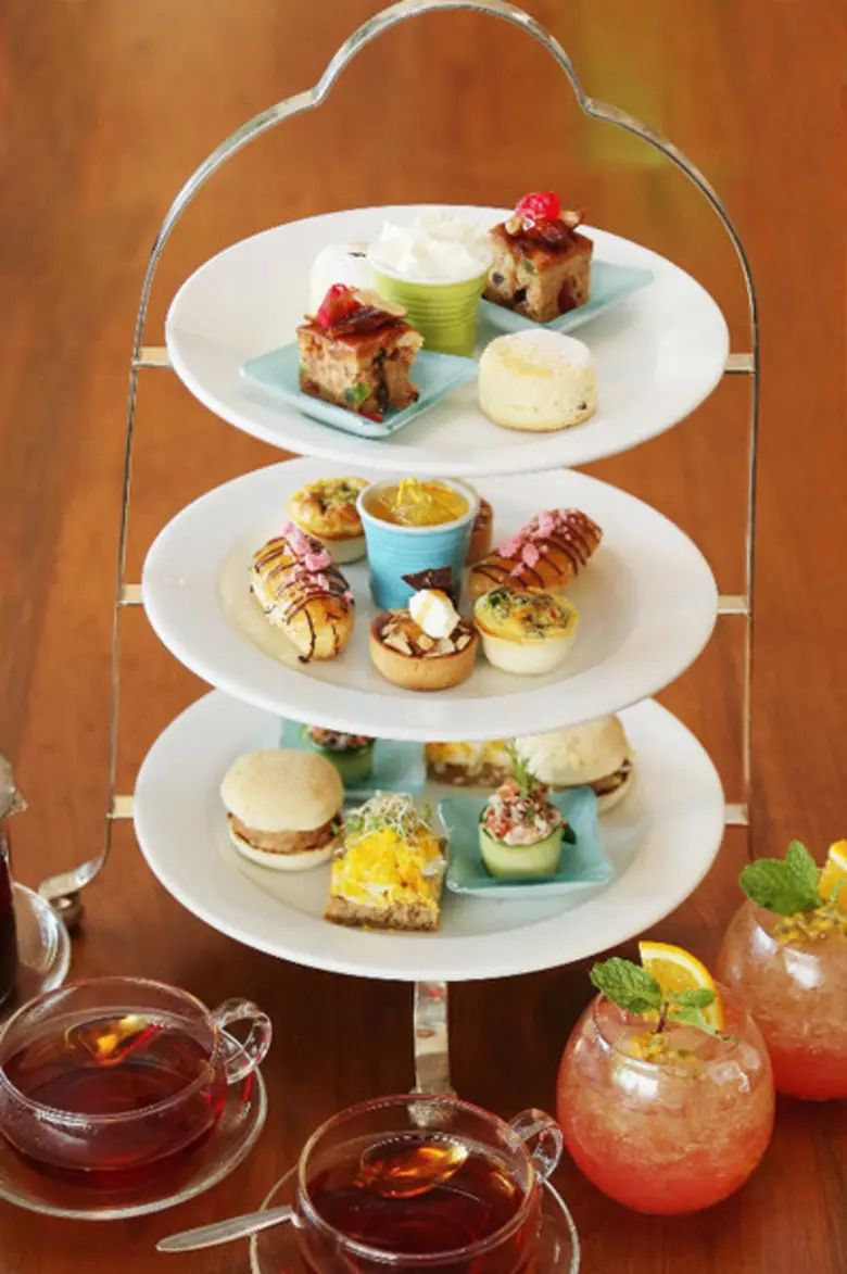 ณ เซสท์ บาร์ แอนด์ เทอเรส ตั้งแต่เดือนกัน...