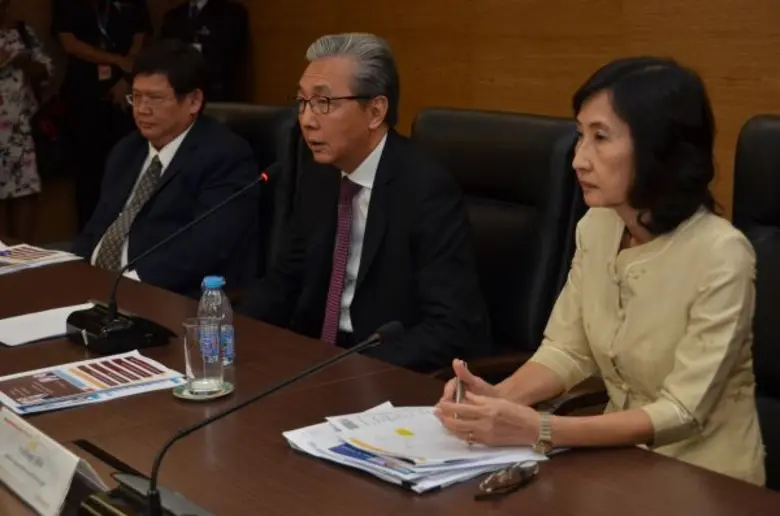 รองนายกรัฐมนตรี นายสมคิด จาตุศรีพิทักษ์ ม...