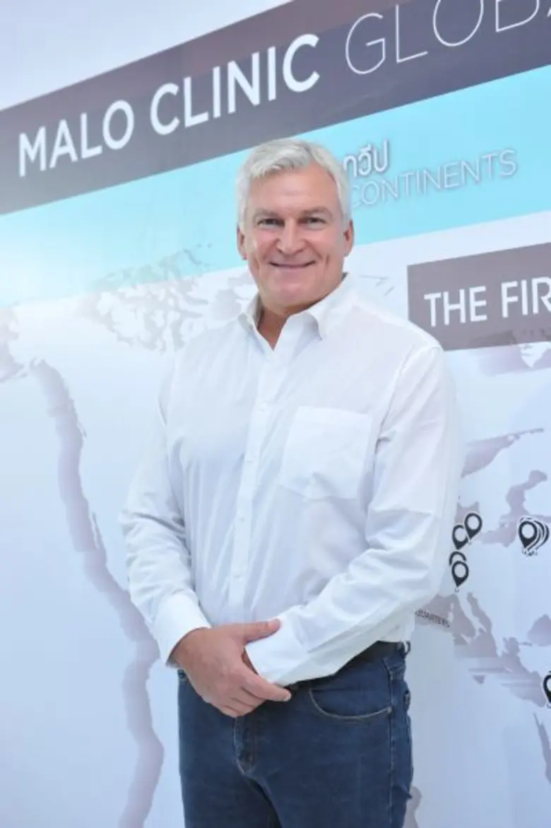 ฟัน ฟัน ฟัน นวัตกรรมใหม่ สร้างรอยยิ้มสวยได้ในวันเดียว!! (มาส่องผู้หญิงที่มีรอยยิ้มสวยสุดๆ กันเถอะ)